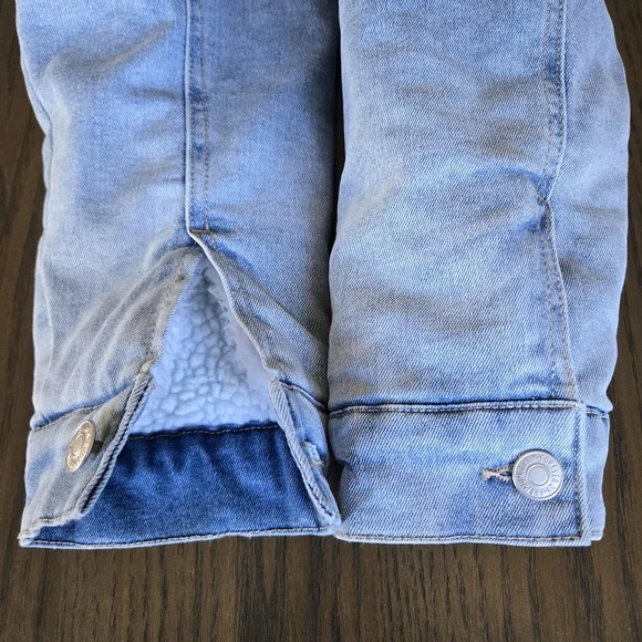 Forever 21 Women's Size S Oversized Ombre Premium Denim Sherpa Lined Jacket Warm - Picture 12 of 15